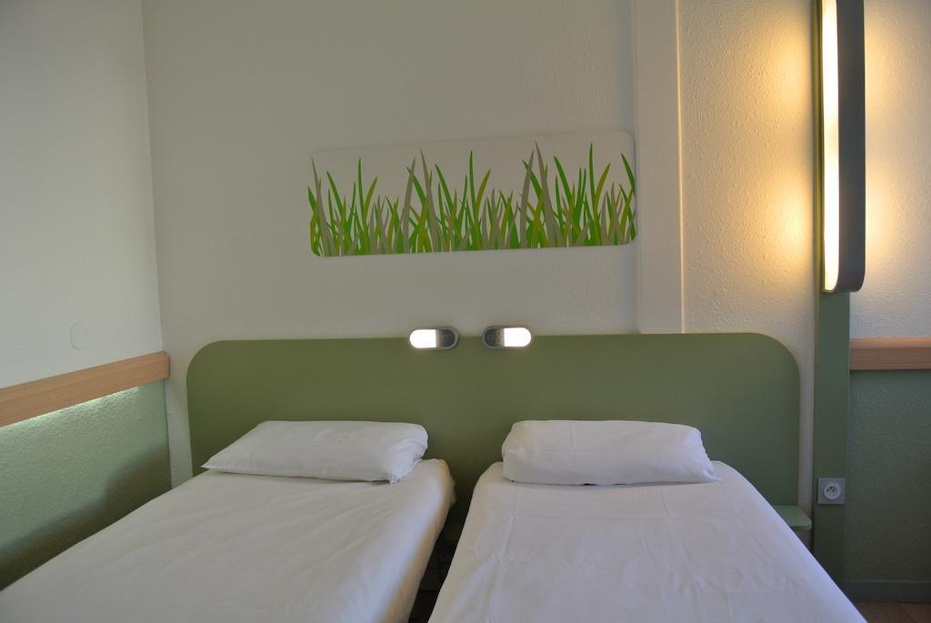 Ibis Budget Chambery Sud Challes Les Eaux Exterior foto