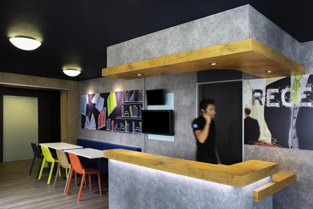 Ibis Budget Chambery Sud Challes Les Eaux Exterior foto