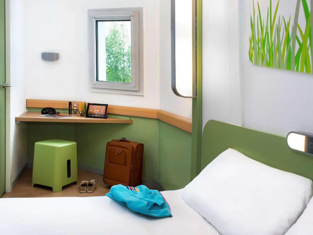 Ibis Budget Chambery Sud Challes Les Eaux Exterior foto